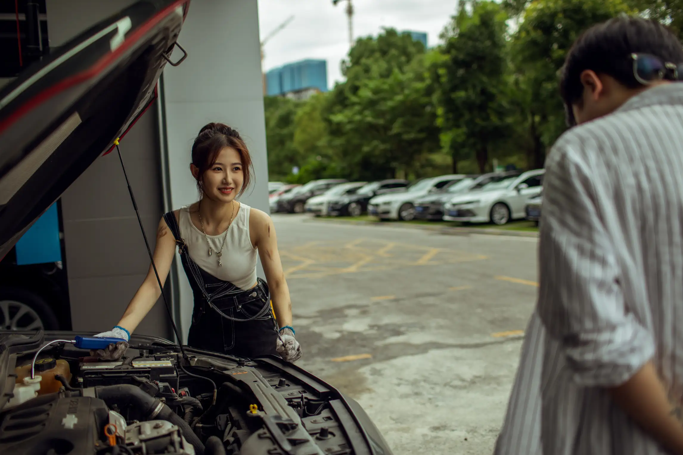 [YITUYU] 2022.07.27 Vol.1555 – Female Car Repair Master Pepe#[23P]-17